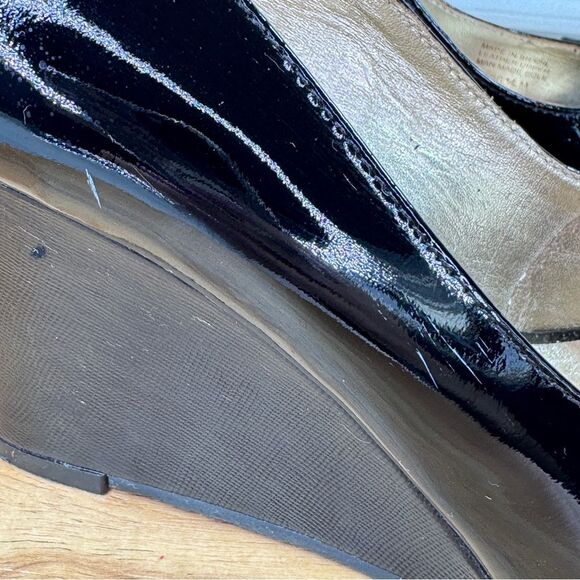 Lilly Pulitzer Patent Leather Peep Toe Wedge Heels Black 36.5 US 6 - Picture 8 of 13